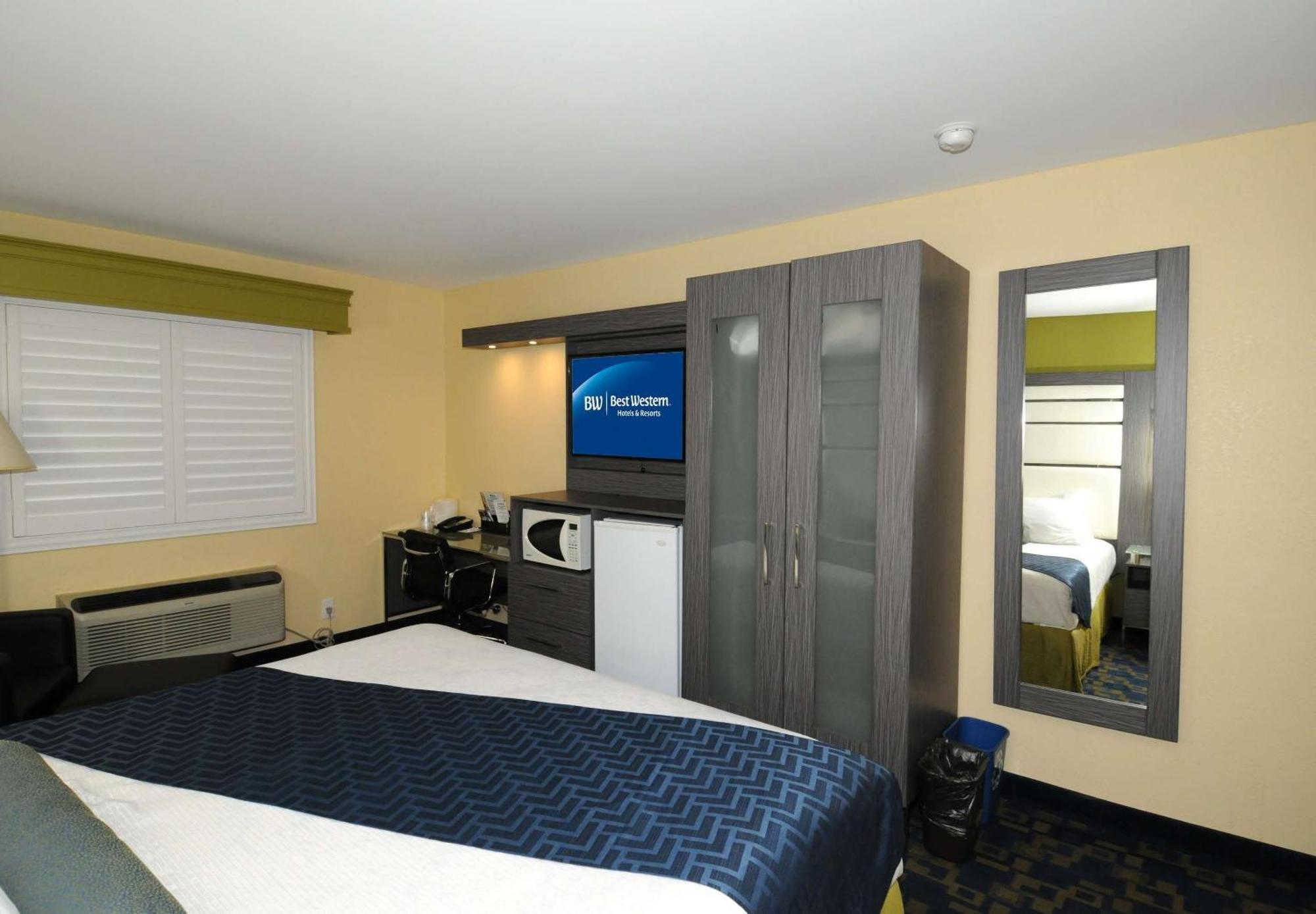 Best Western Antelope Inn & Suites Red Bluff Exteriör bild